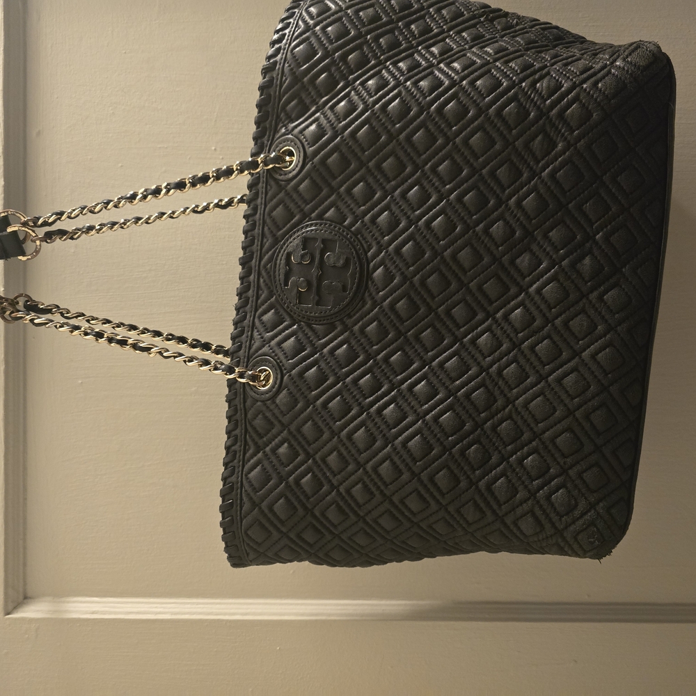 Tory Burch Black Quilted Shoulder Bag